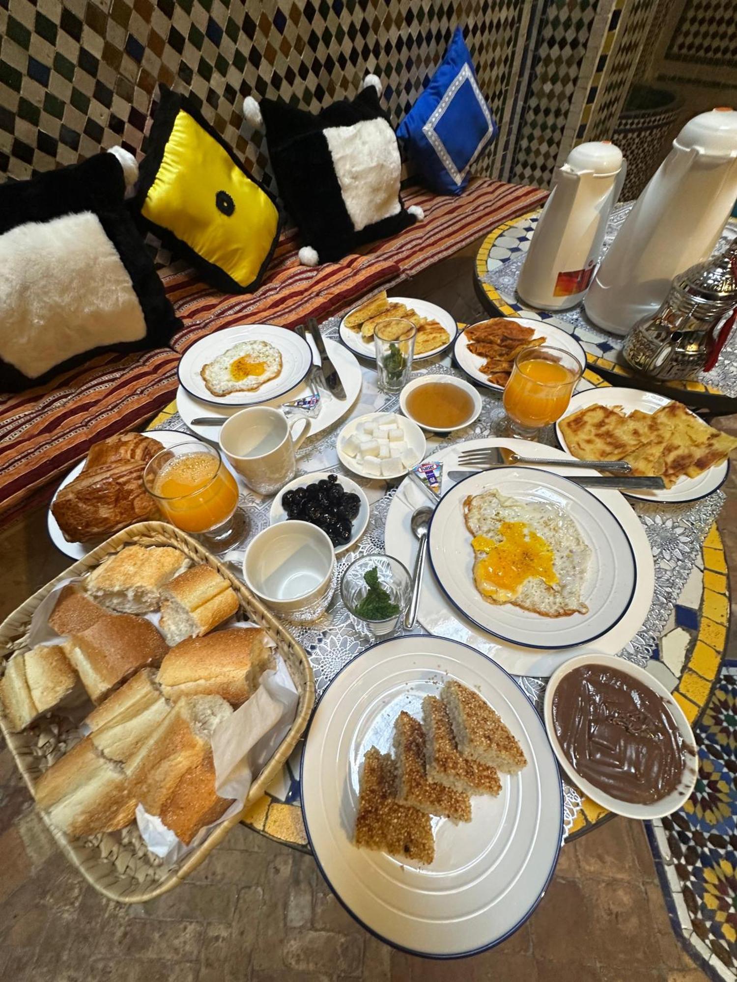Riad Zohor Fez Kültér fotó
